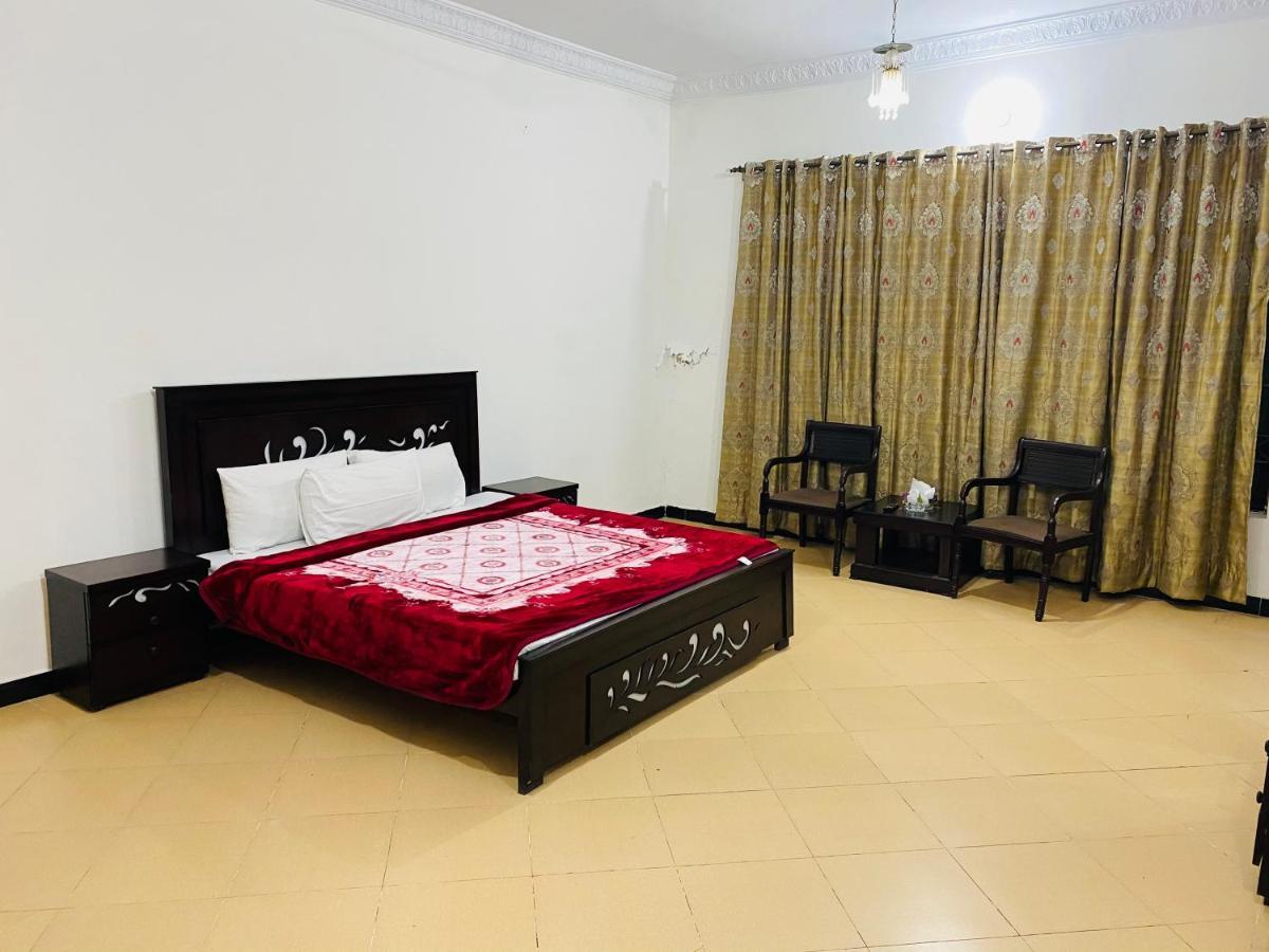 Lux Lounge Guest House Исламабад Экстерьер фото